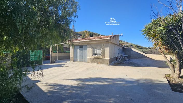 Image No.14-3 Bed Country House for sale