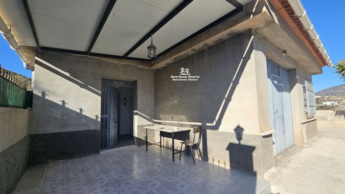 Image No.15-3 Bed Country House for sale