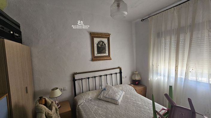 Image No.21-3 Bed Country House for sale