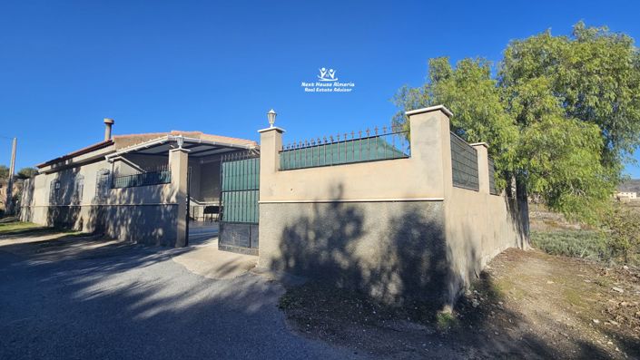 Image No.24-3 Bed Country House for sale