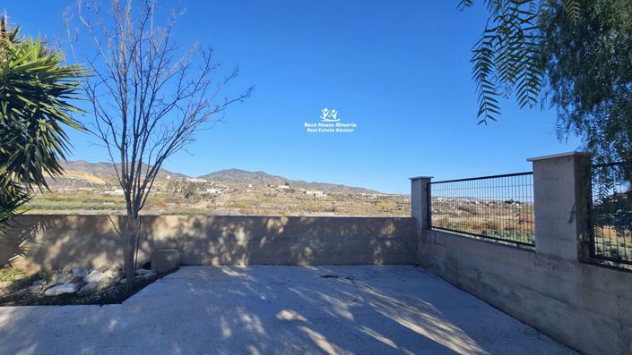 Image No.5-3 Bed Country House for sale