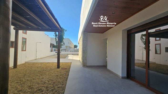 Image No.12-3 Bed Villa for sale