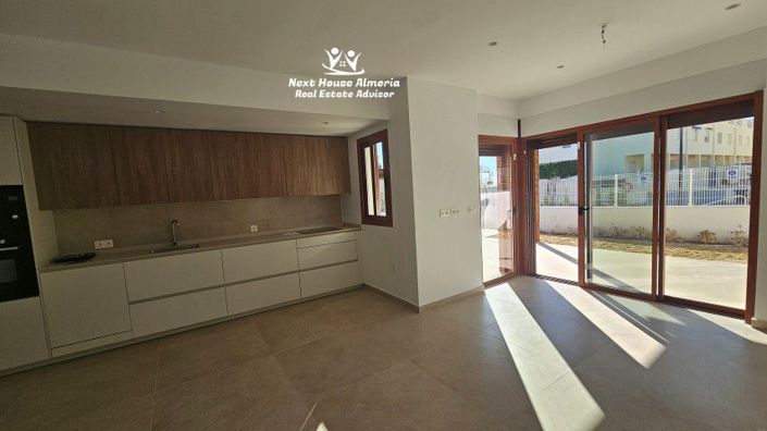 Image No.18-3 Bed Villa for sale