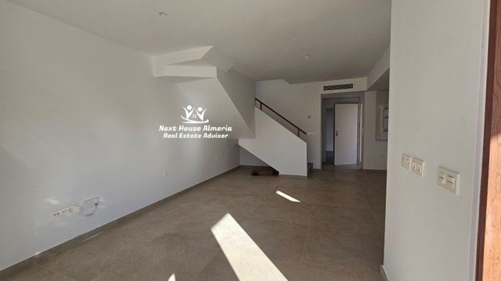 Image No.22-3 Bed Villa for sale