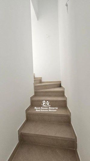 Image No.33-3 Bed Villa for sale