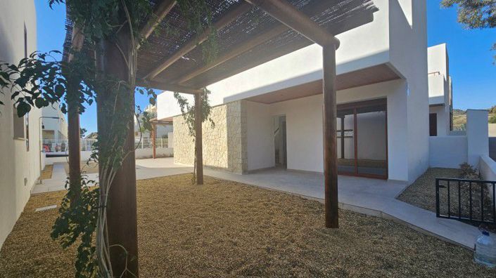 Image No.8-3 Bed Villa for sale