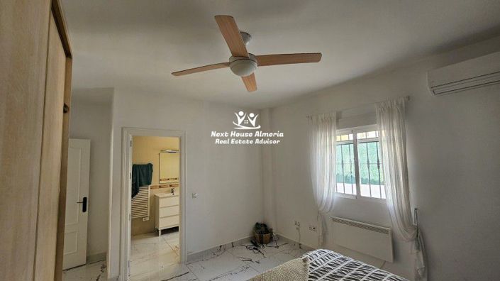 Image No.27-4 Bed Villa for sale