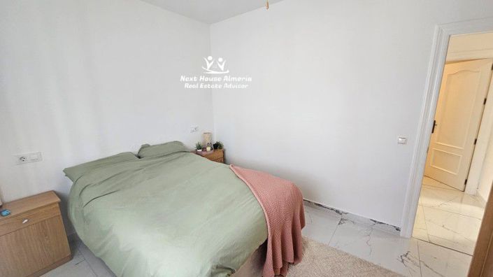 Image No.40-4 Bed Villa for sale