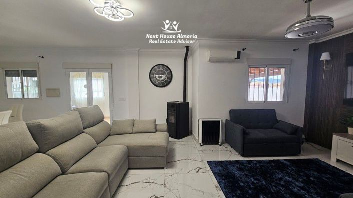 Image No.48-4 Bed Villa for sale