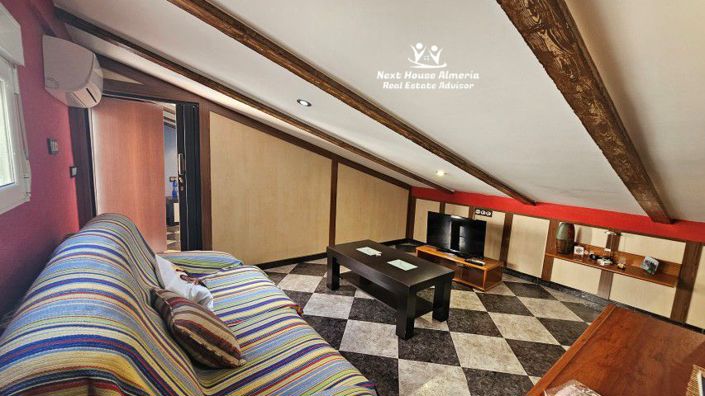 Image No.46-6 Bed Townhouse for sale