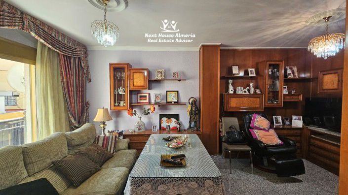 Image No.10-6 Bed Townhouse for sale