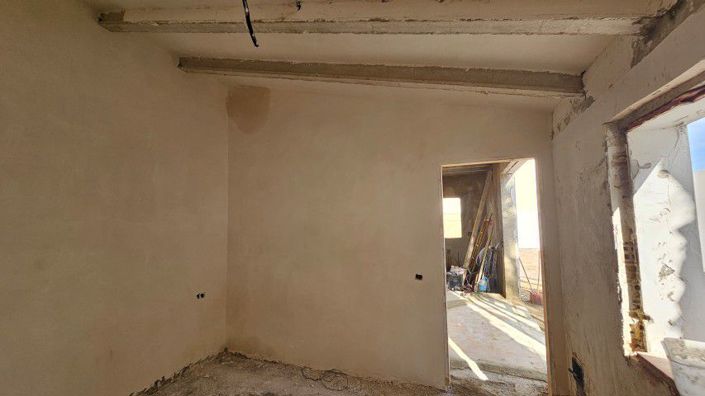 Image No.17-3 Bed Townhouse for sale