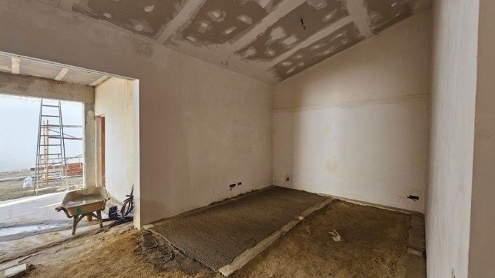 Image No.25-3 Bed Townhouse for sale