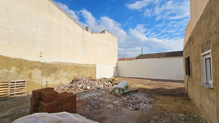 Image No.7-3 Bed Townhouse for sale