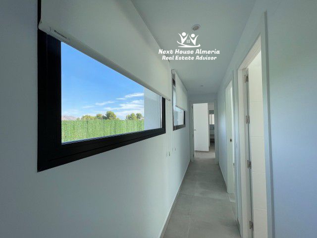 Image No.11-3 Bed Villa for sale