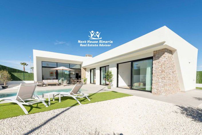 Image No.2-3 Bed Villa for sale