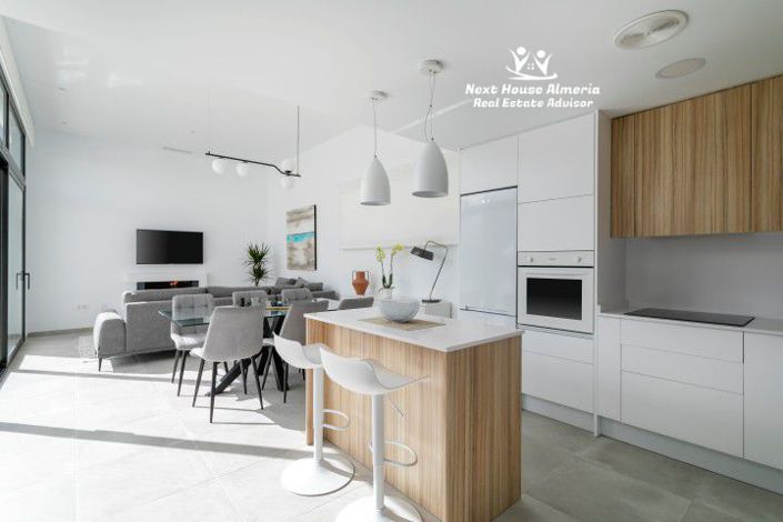 Image No.24-3 Bed Villa for sale