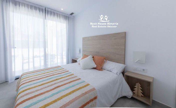 Image No.38-3 Bed Villa for sale