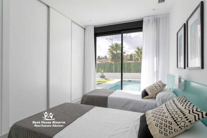 Image No.46-3 Bed Villa for sale