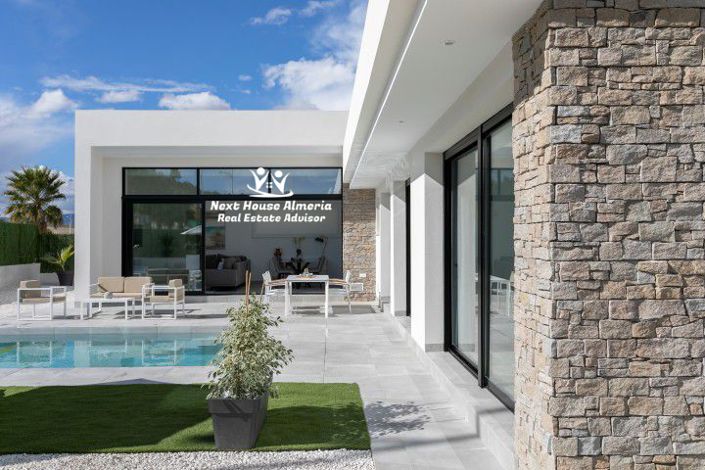 Image No.50-3 Bed Villa for sale