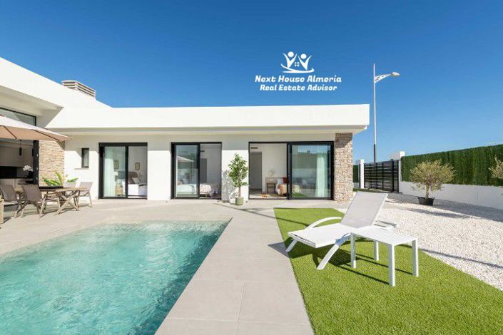 Image No.10-3 Bed Villa for sale