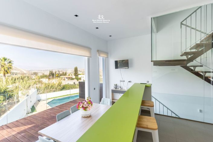 Image No.3-3 Bed Maisonette for sale