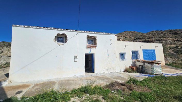 Image No.16-5 Bed Country House for sale