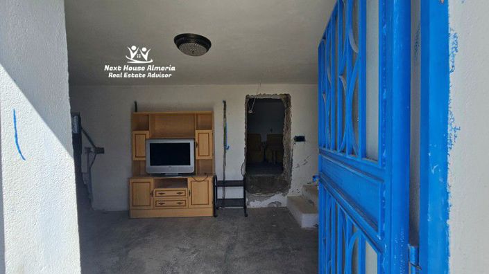 Image No.16-5 Bed Country House for sale