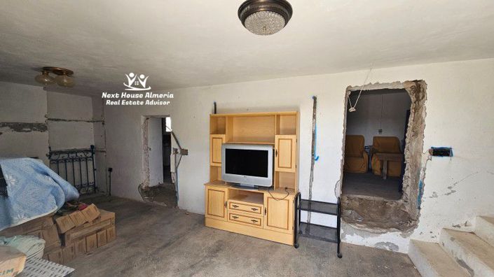 Image No.17-5 Bed Country House for sale