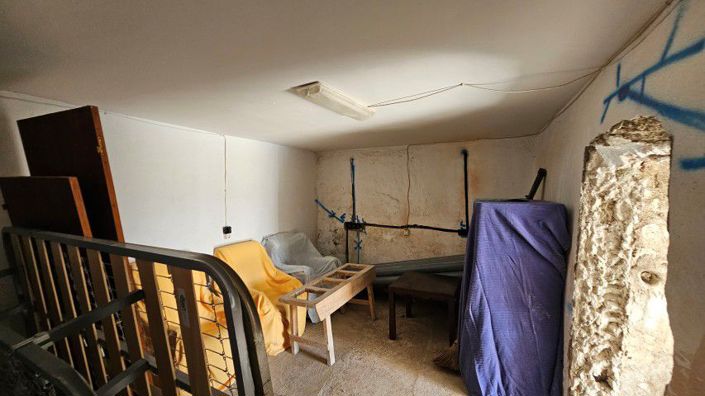 Image No.23-5 Bed Country House for sale