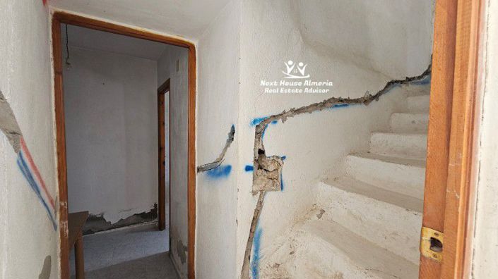 Image No.27-5 Bed Country House for sale