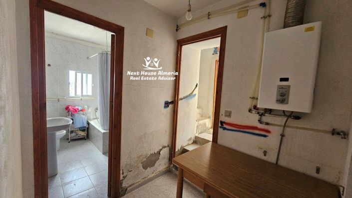 Image No.39-5 Bed Country House for sale