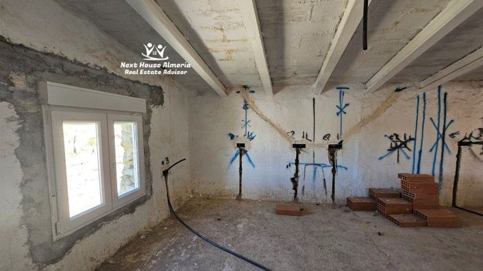 Image No.46-5 Bed Country House for sale