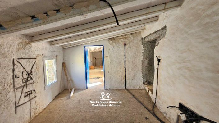 Image No.47-5 Bed Country House for sale