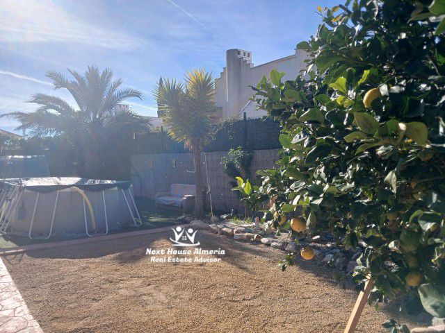 Image No.2-Villa de 3 chambres à vendre à Zurgena