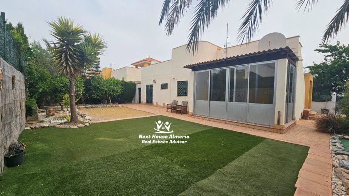 Image No.3-3 Bed Villa for sale