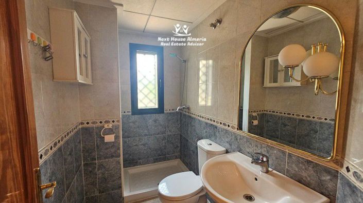 Image No.21-3 Bed Villa for sale