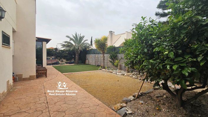 Image No.35-3 Bed Villa for sale