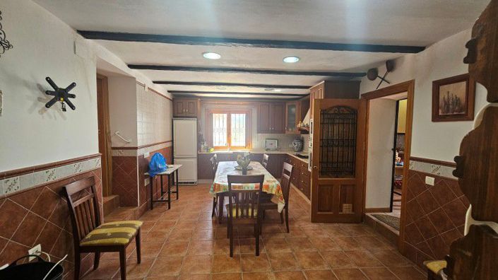 Image No.24-7 Bed Country House for sale