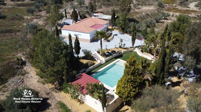 Image No.3-3 Bed Villa for sale