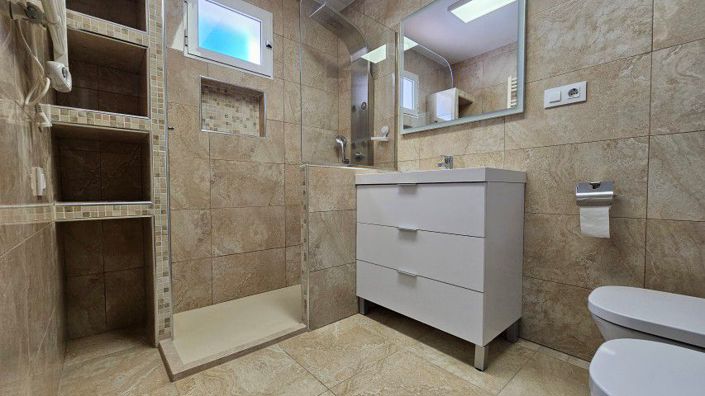 Image No.51-3 Bed Villa for sale