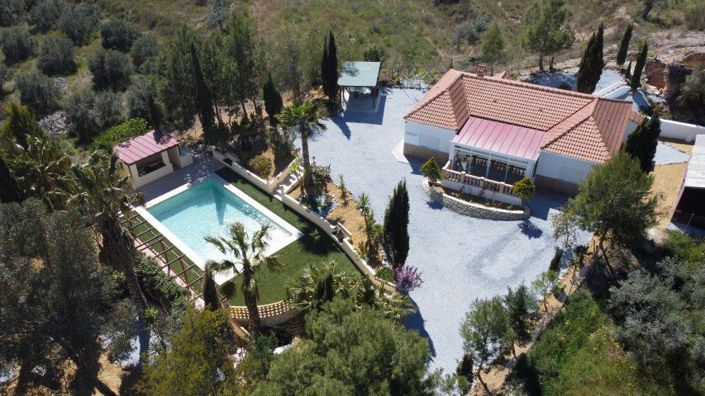 Image No.8-3 Bed Villa for sale