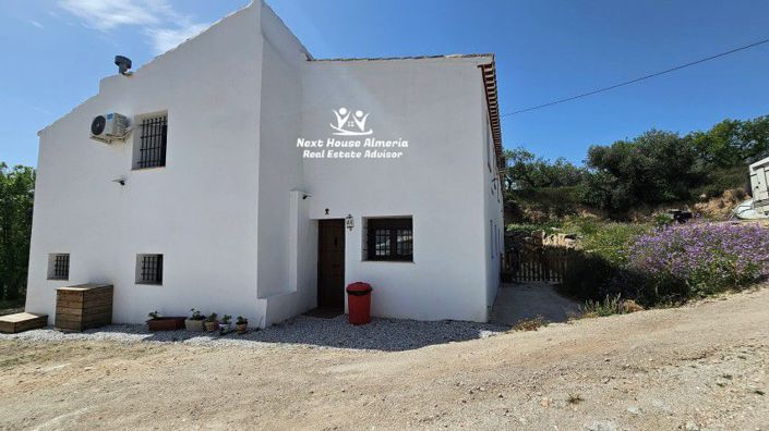 Image No.13-7 Bed Country House for sale