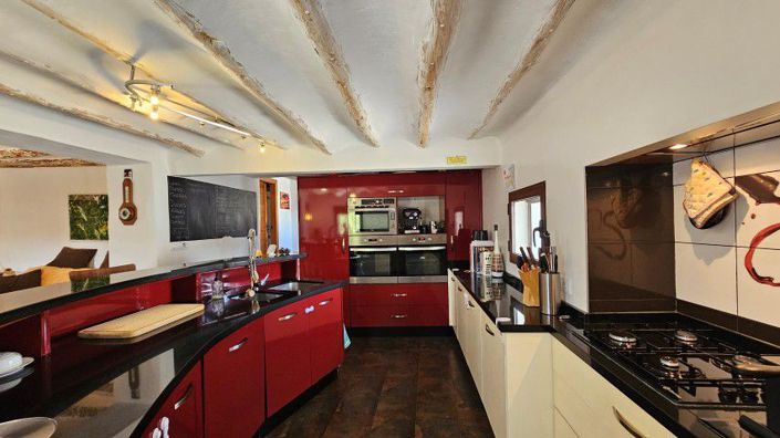 Image No.18-7 Bed Country House for sale