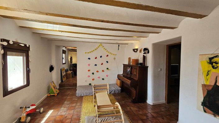 Image No.29-7 Bed Country House for sale