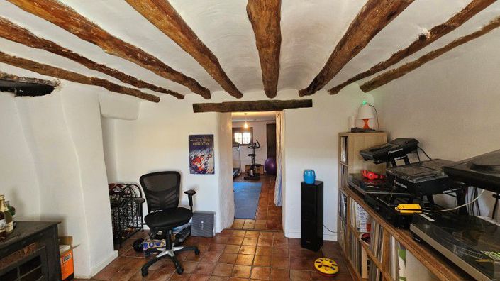 Image No.31-7 Bed Country House for sale