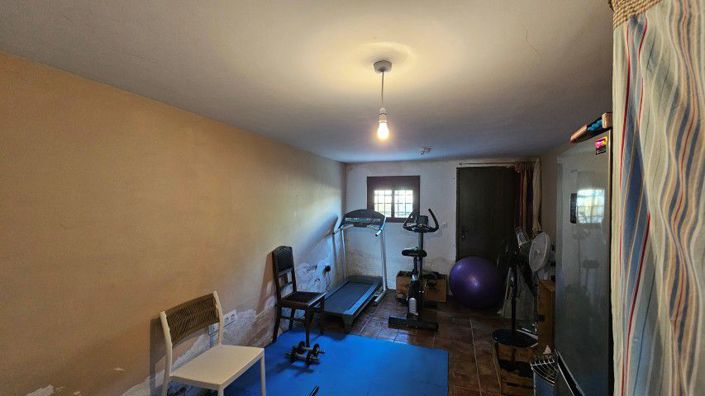 Image No.32-7 Bed Country House for sale