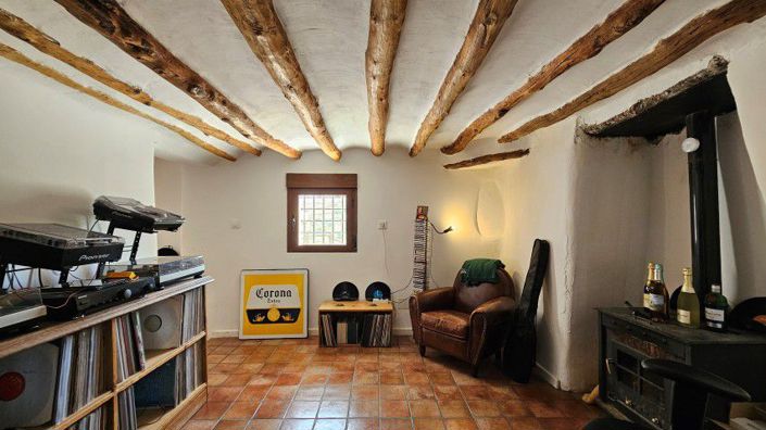 Image No.34-7 Bed Country House for sale