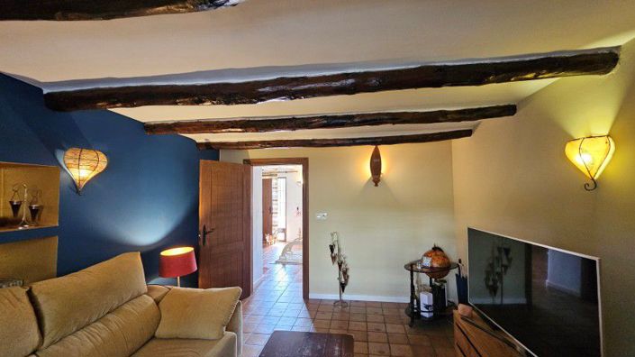 Image No.39-7 Bed Country House for sale