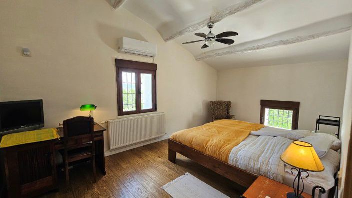 Image No.50-7 Bed Country House for sale